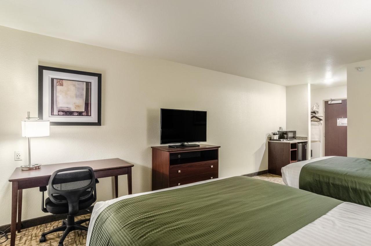 Cobblestone Inn & Suites - Bridgeport Esterno foto