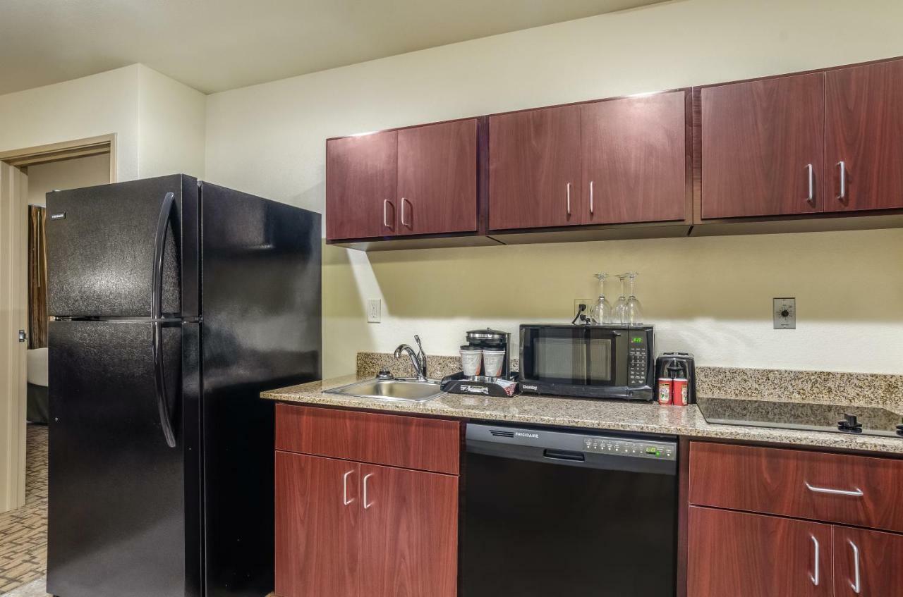 Cobblestone Inn & Suites - Bridgeport Esterno foto
